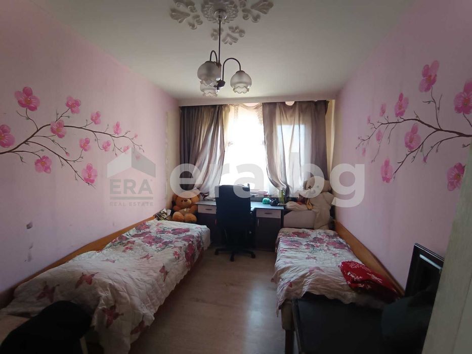 Продава се Тристаен апартамент в Варна, Кайсиева градина - 60 кв.м за 1665 €/кв.м - Снимка #4