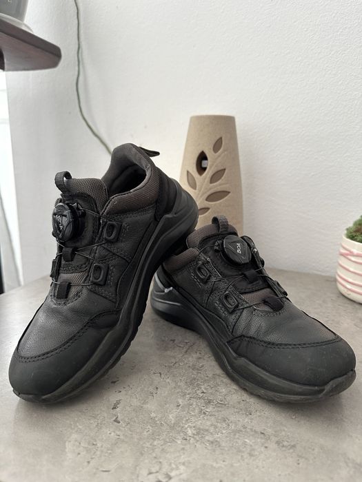 Pantofi sport Ecco Nr. 32