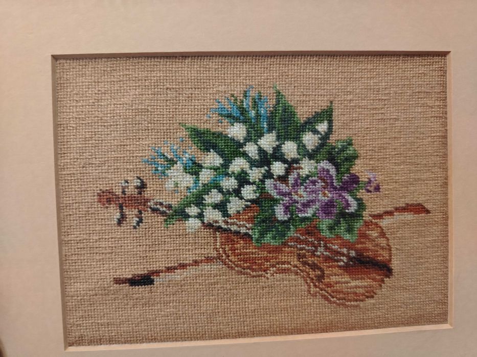 Tablou cusut cu rama 22.5x19cm
