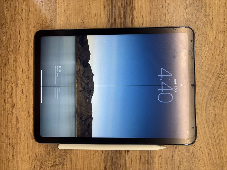 iPad Air 5 (64 GB) + Apple Pencil