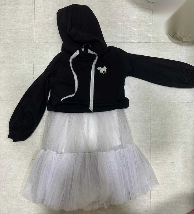 Нарядный комплект на девочку