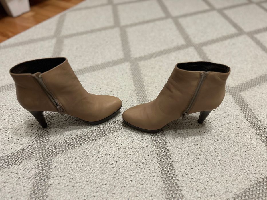 Vand ghete din piele naturala