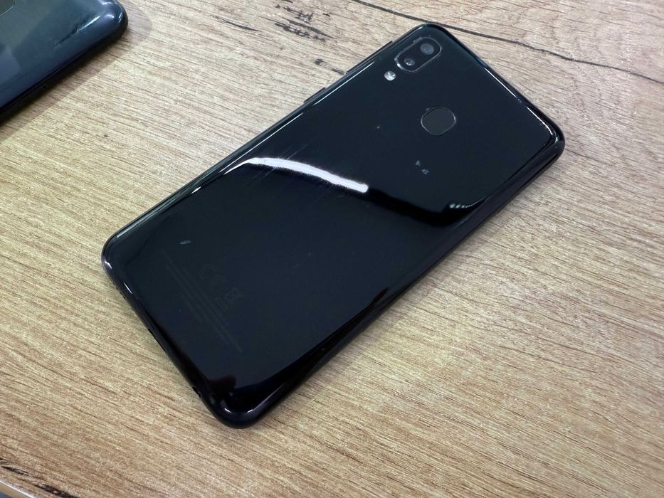 Samsung A20e 32Gb, Dual SIM | Factura & Garantie |