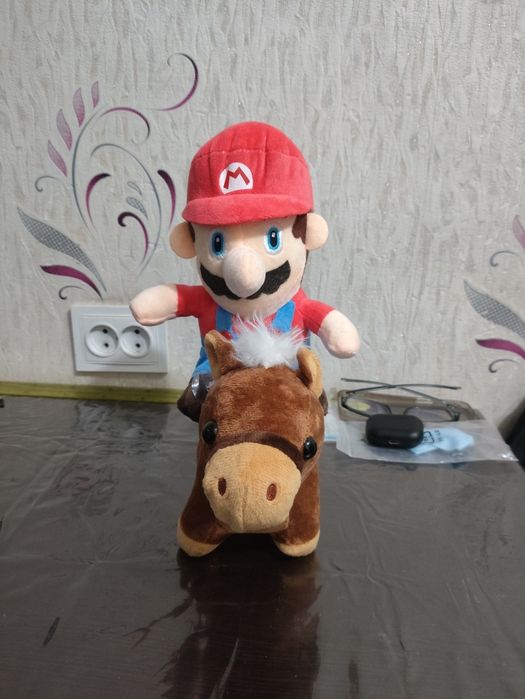 Mana shu rasmdagi 8ta yumshoq o'yinchoqlar kamplekt sotiladi.