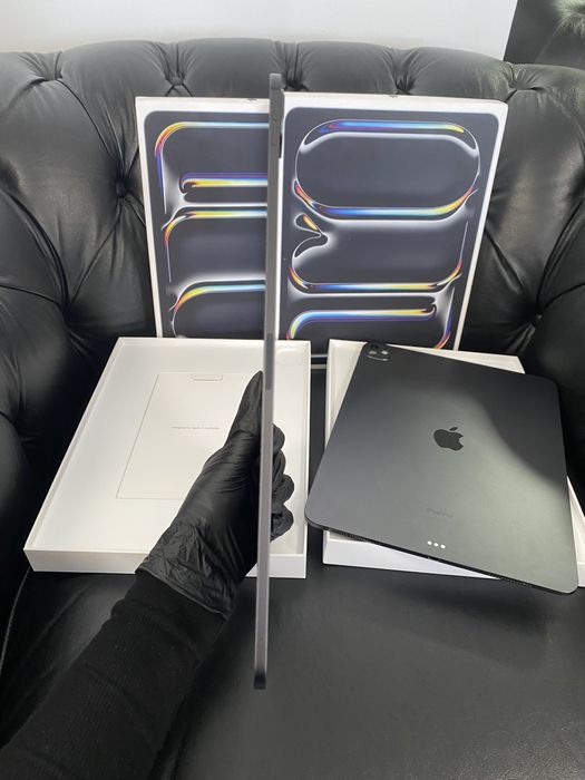 iPad Pro 13-Inch / 256 GB / Space Black