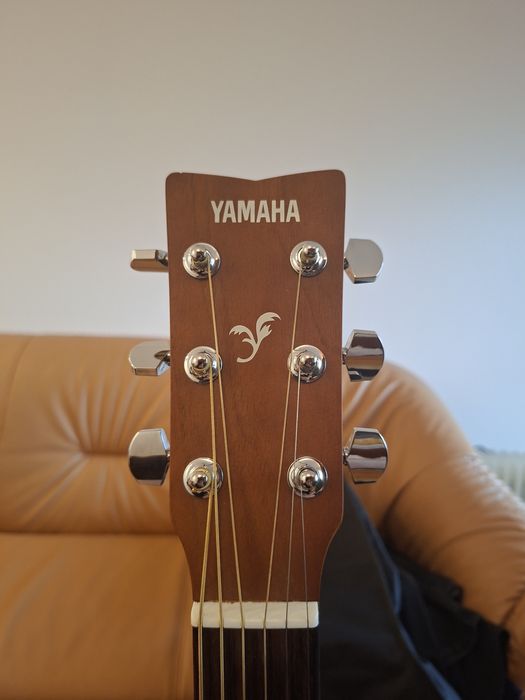 Chitara acustica Yahama F-310 || +husa+ capodastru