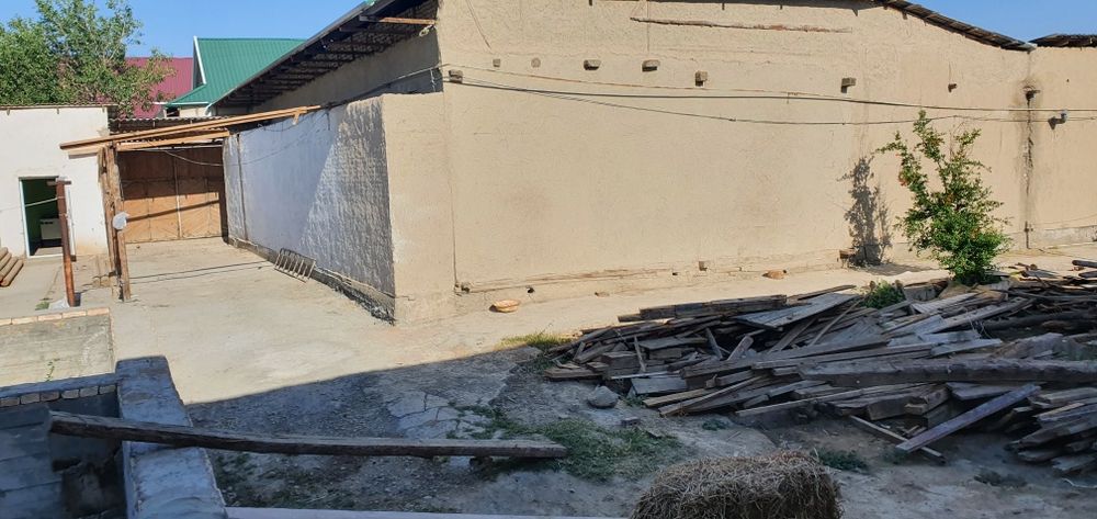 Yer uchastkasi kadastir xujjatlari bor