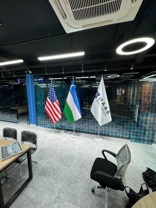 Флаг Bayroq  и Флагшток Байрок Bayroq Флаги Flag доставка бесплатно