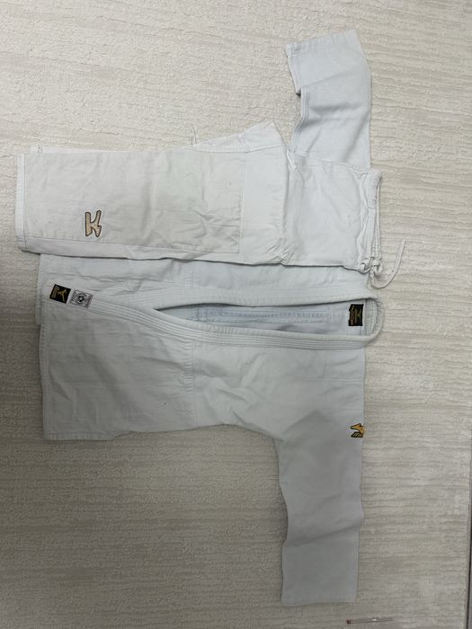 Кимоно Дзюдо Мизуно продается М размер