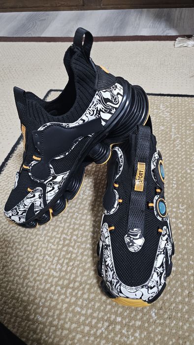 Корейские кроссовки