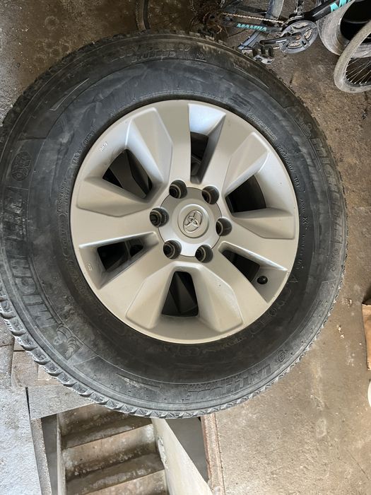 Диски Toyota Hilux