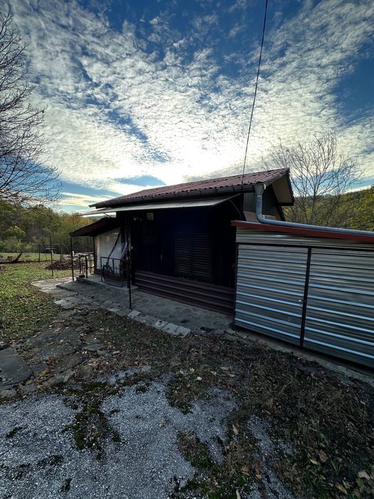 Продава се идеално място за отдих