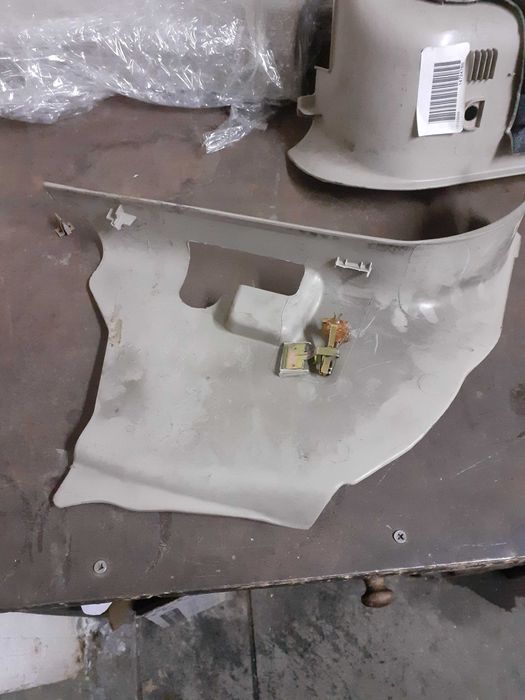 Пластик в салон Cadillac Escalade 2