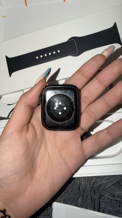 ⌚ Apple Watch Series 8 – 45mm Midnight – Stare foarte bună
