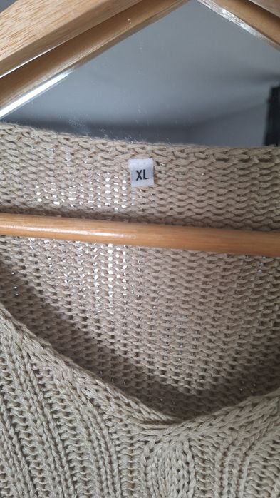 Vând pulover damă, gros, mărimea XL