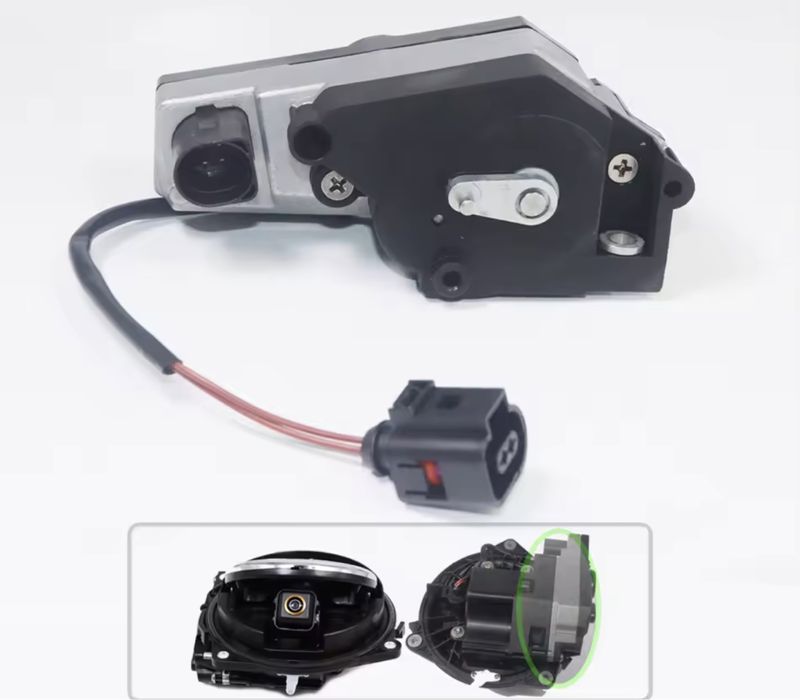 Motoras camera hayon golf7