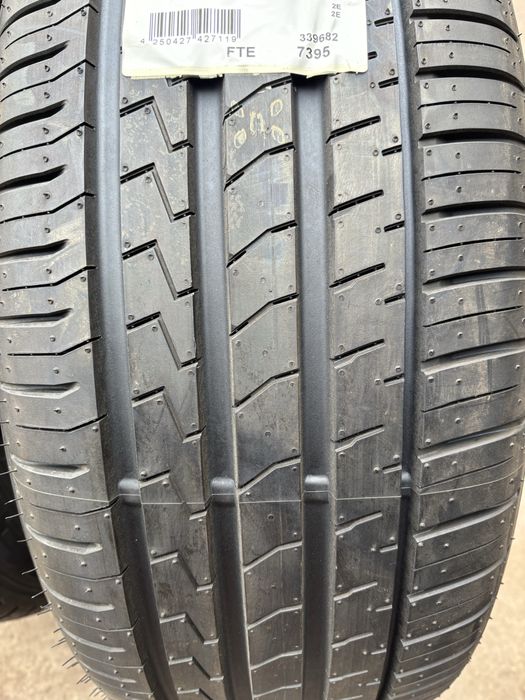 225/55/17 Falken 2 бр