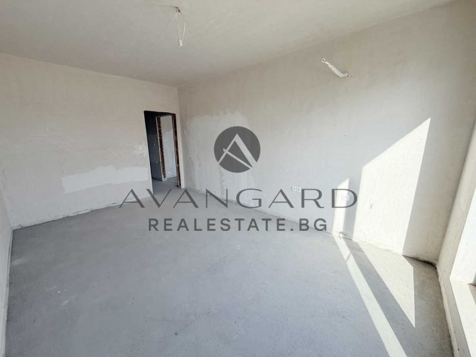 Продава се Тристаен апартамент в Пловдив, Тракия - 123 кв.м за 747 €/кв.м - Снимка #4