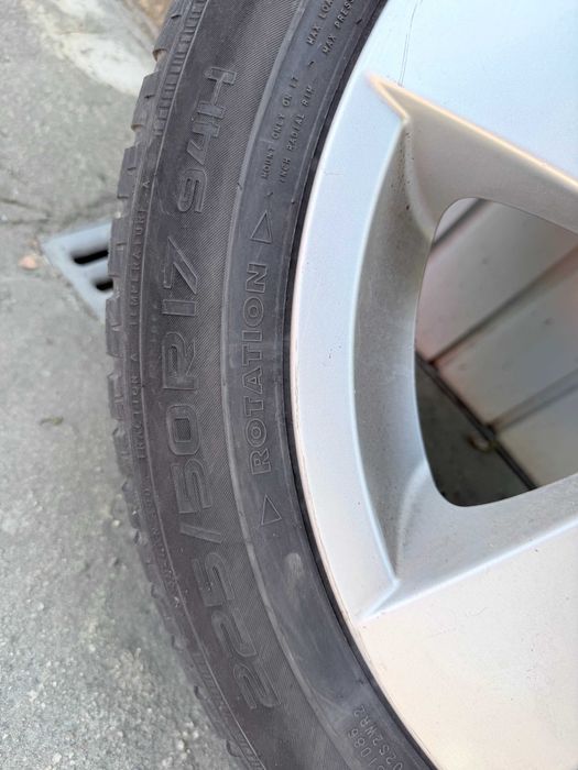 Оригинални BMW Style 122 17 инча със зимни гуми Nokian – E60/E61 xDrive