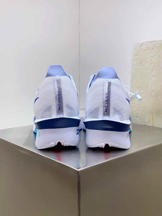 Мъжки маратонки Nike Zoom VaporFly 4 "Ghost/Blue Void/Persian Violet