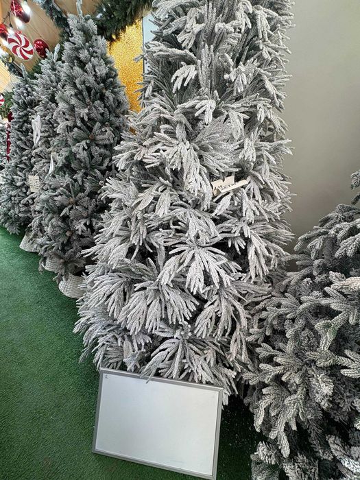 Ель искуственная