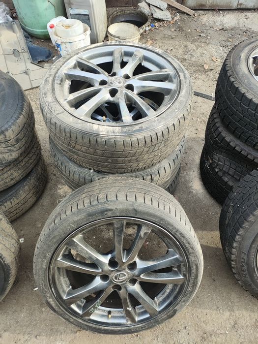 Диски с резиной Lexus R 18