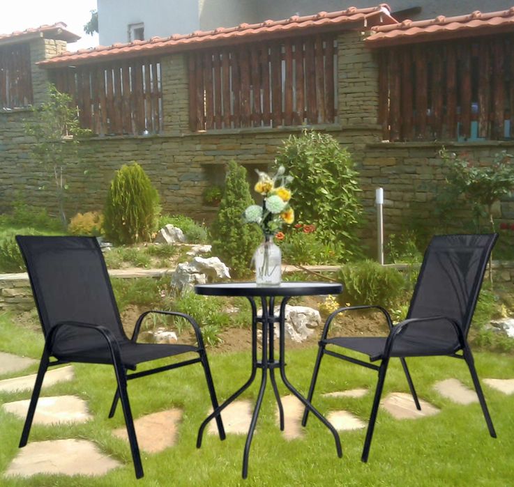 Градински комплект два стола и стъклена маса