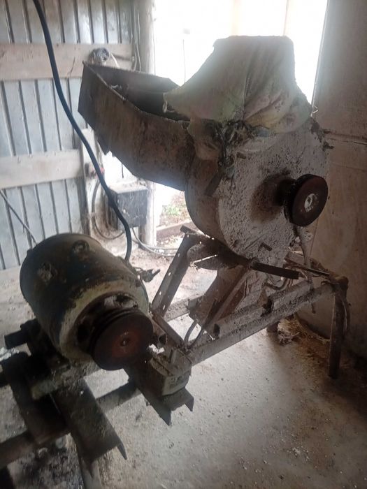 Moară uruială trifazica