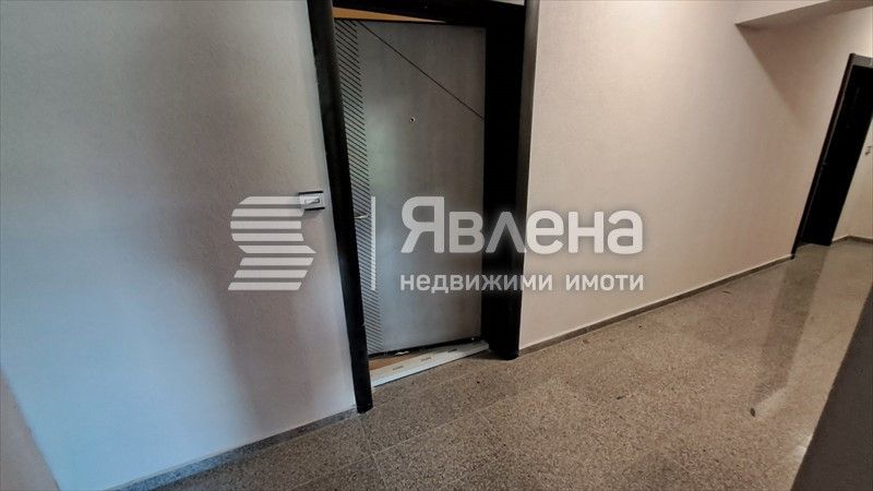 Продава се Двустаен апартамент в Варна, Кайсиева градина - 68 кв.м за 1852 €/кв.м - Снимка #8