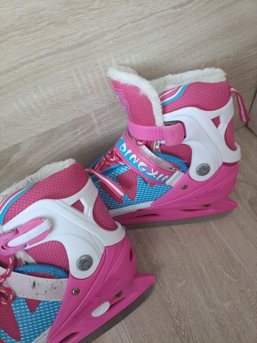 Коньки хоккейные для девочки