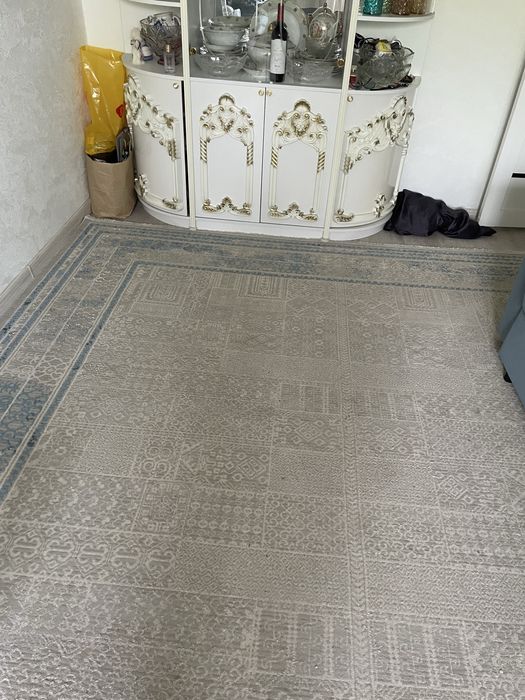 ковер срочно продам