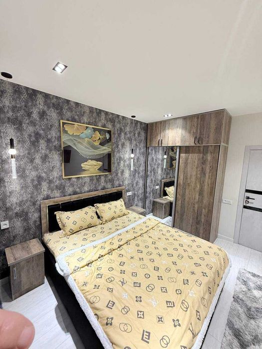 Чиланзар Метро 3 хона 4 хона клинган 2- етажда