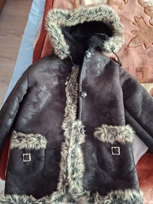 Отдам вещи на девочку, размер 128