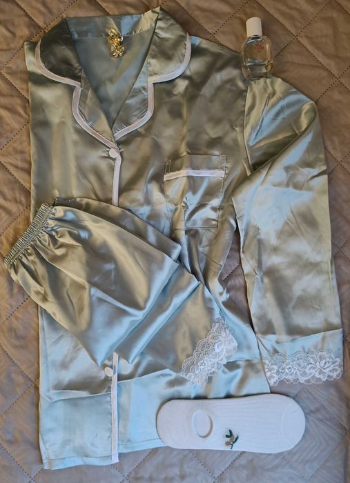 Пижама с кружевом