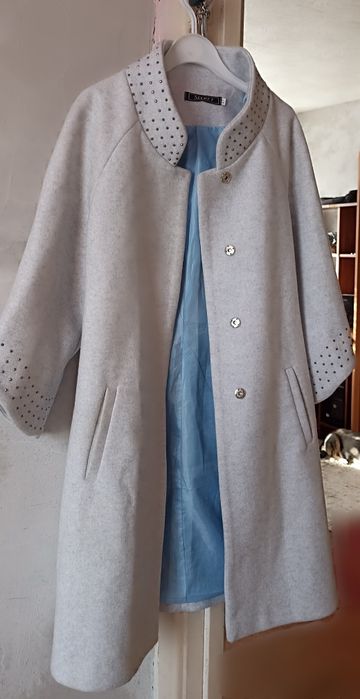 Срочно продам пальто Альпака