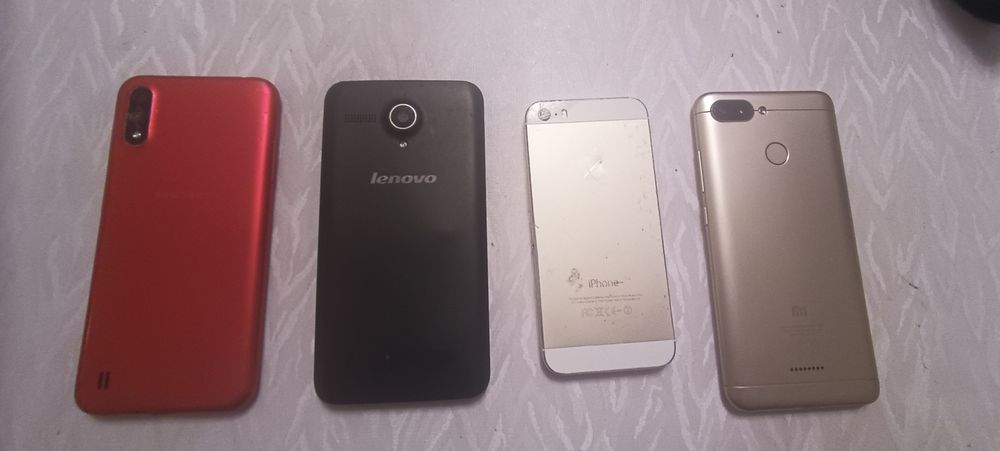 Продам сот телефоны