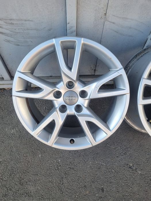 Jante Audi Q3 A3 A4 Vw Golf 5 6 7 Passat Jetta Eos Skoda Seat 5X112 17