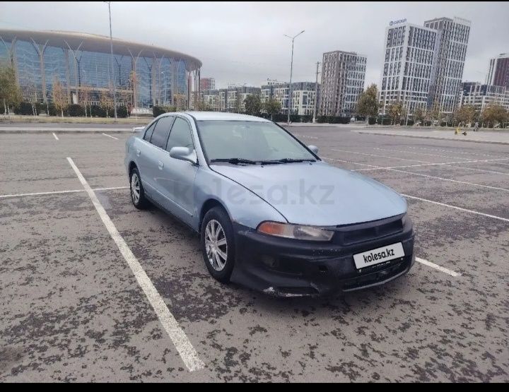 Митсубичи галант