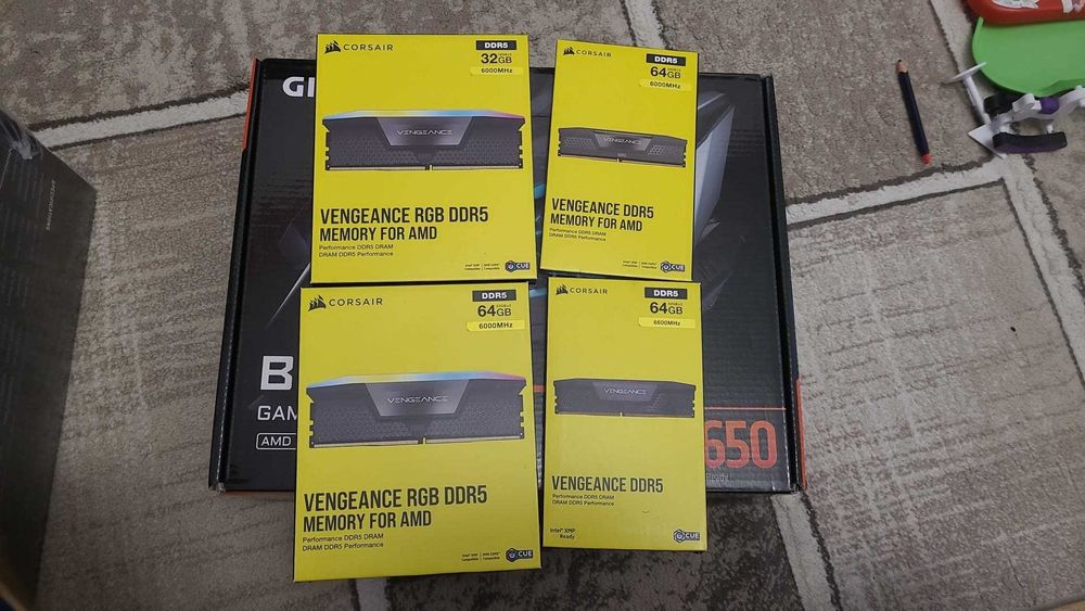 Kit Gaming GIGABYTE B650 EAGLE AX WIFI + AMD Ryzen 5 8400F ,nou