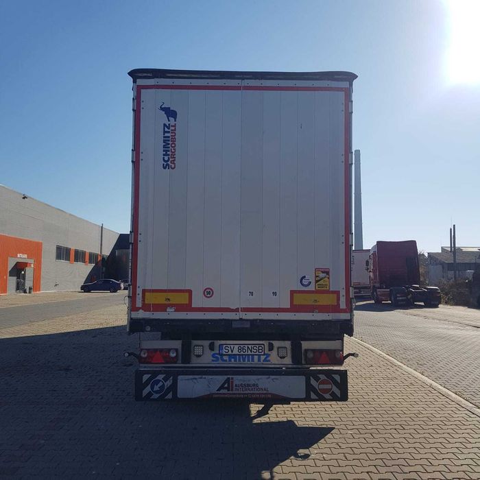Inchiriez semiremorca Schmitz