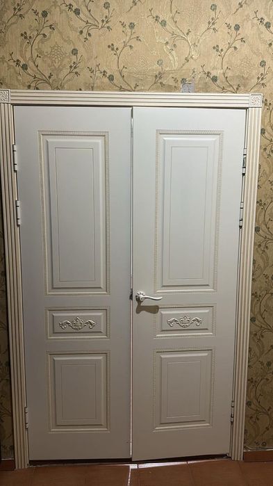 Есіктер бар өте сапалы