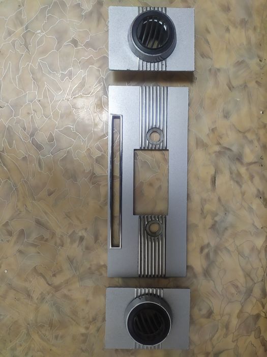 Панель радио  торпедки газ 24 первый выпуск