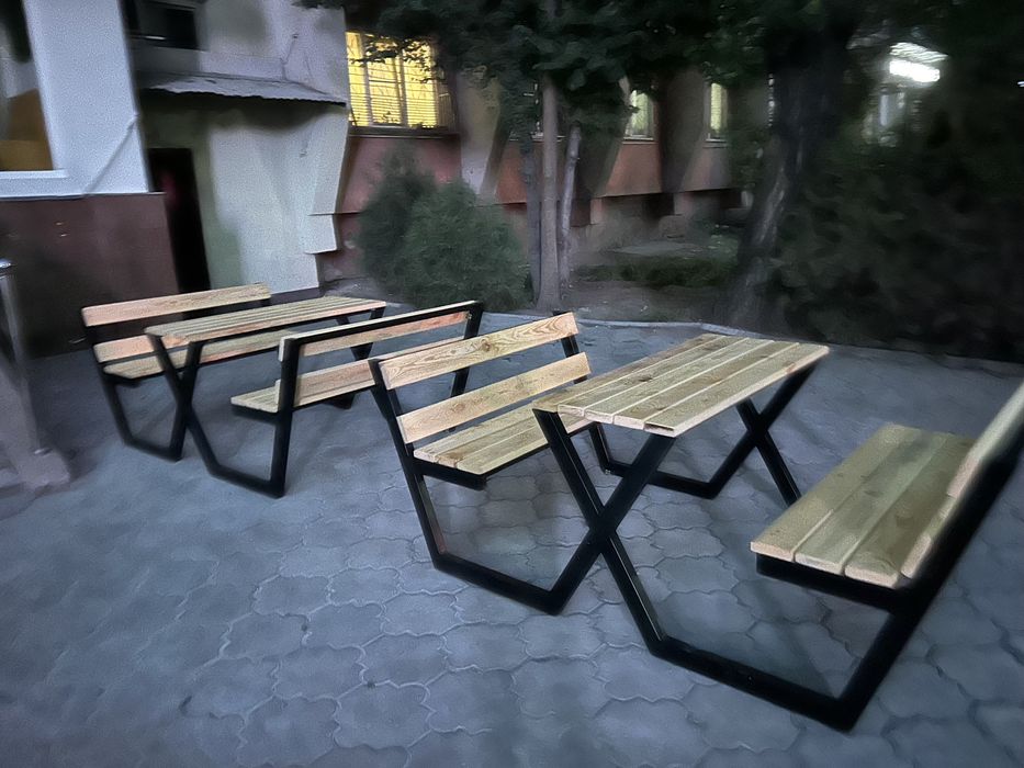 Мебель для кафе, Стол