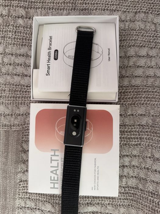 Фитнес браслет. HEALTN Smart bracelet