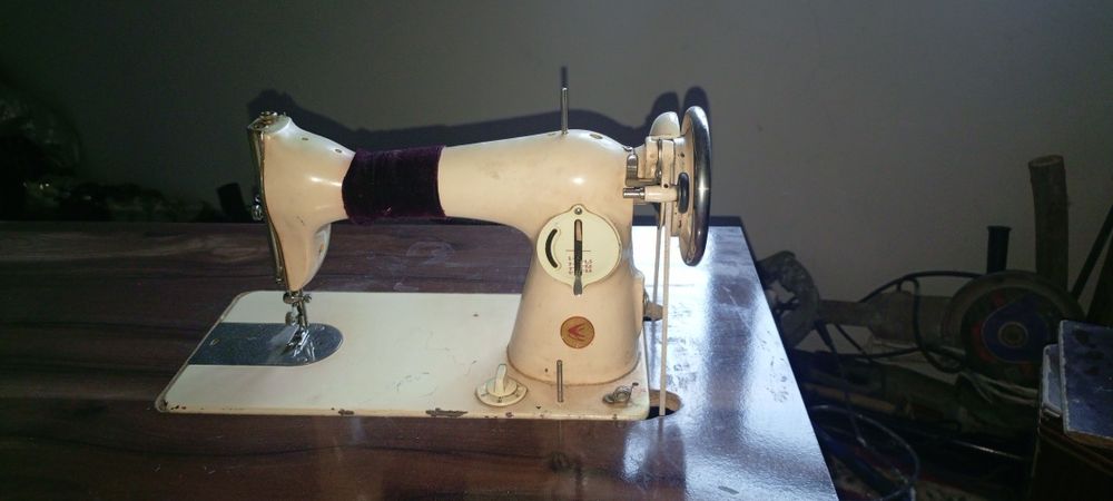 Tikish un oyoq moshina