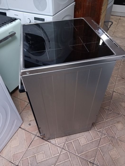 Иноксова свободно стояща печка с керамичен плот Gorenje 2 год.Гаранция