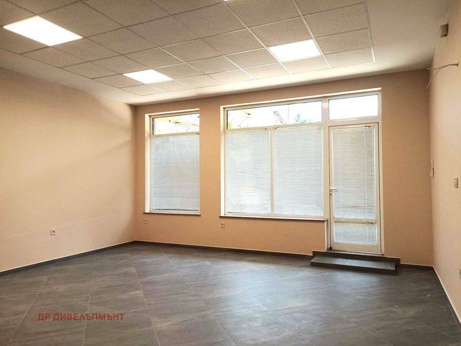 Дава се под наем Магазин в София, Левски - 60 кв.м за 331.5 € - Снимка #4