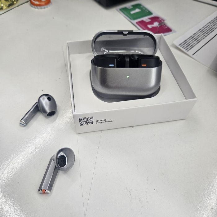 Наушники Samsung