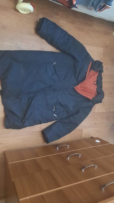 продаю пальто, куртки 52-54 р