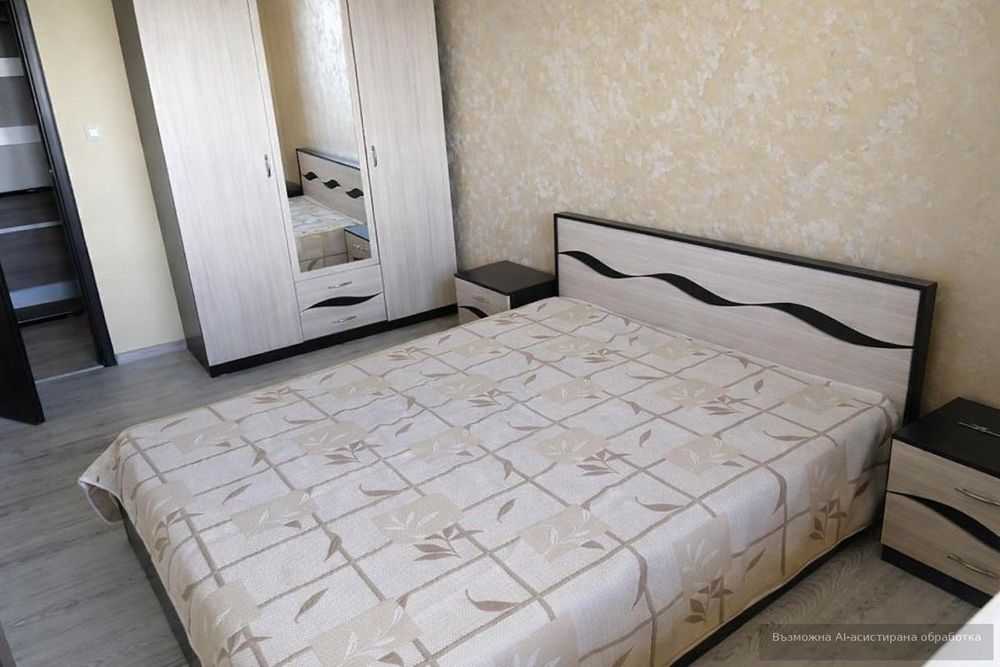 Тристаен апартамент в кв. Кючук Париж - 2 ПАРКОМЕСТА